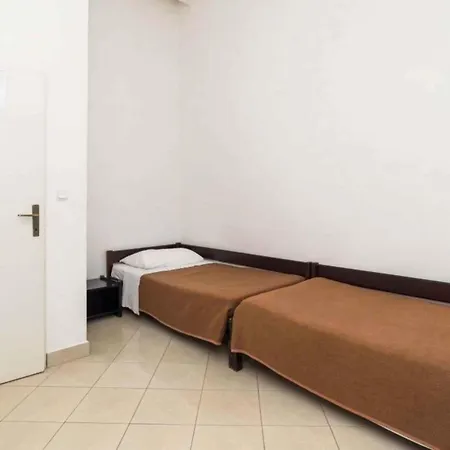 בית נופש Homes In - Istrien 11907 אומאג